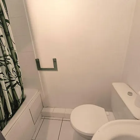 Apartman Climatise Avec Parking - 4 Pers. - Fr-1-880-61 Agde